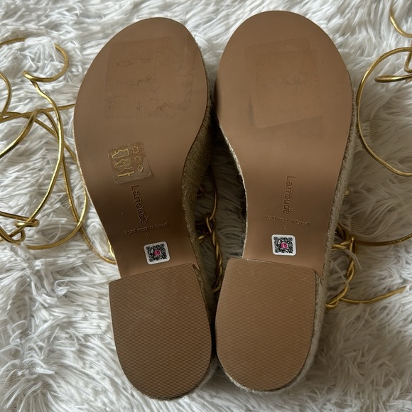 Larroude Coco Platform Sandal In Raffia and Gold Metallic Leather - Picture 13 of 15